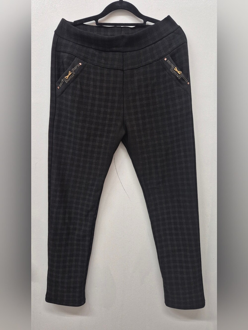 🌼5/$20 Black Plaid Slim Trousers Zip Accent Pockets